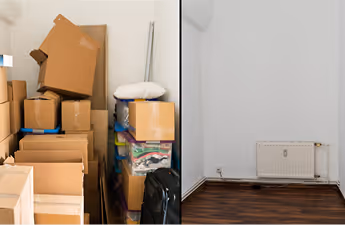 Links ein Stapel verpackter Kartons, rechts ein leerer Raum mit Heizkörper und dunklem Holzboden.